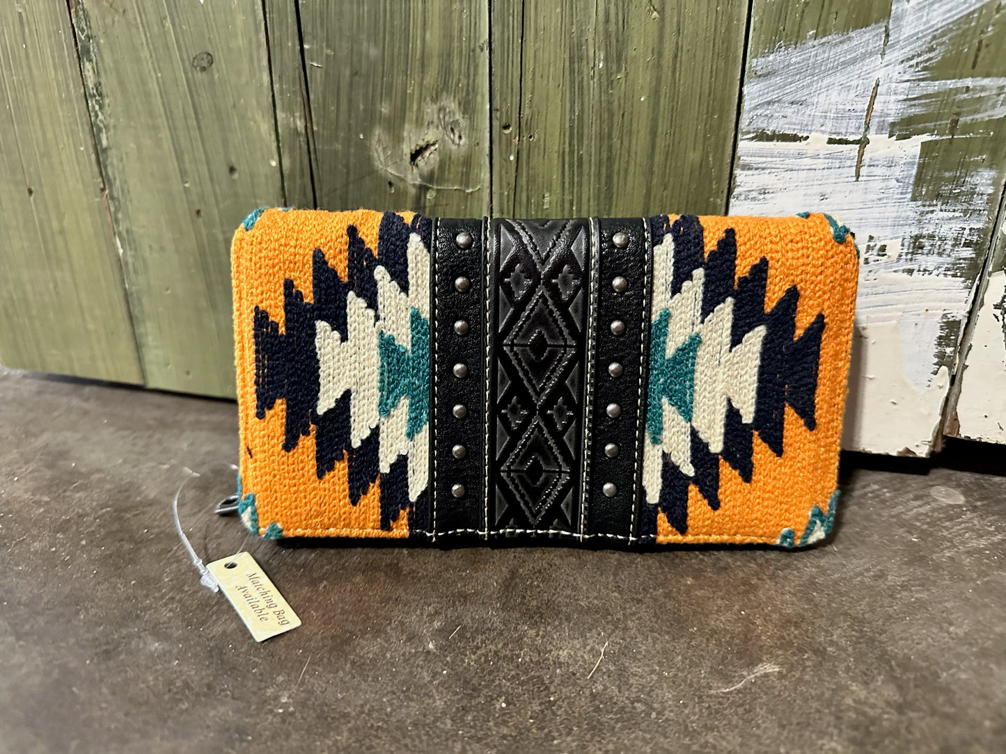 Montana West Saddle Blanket and Black leather wallet